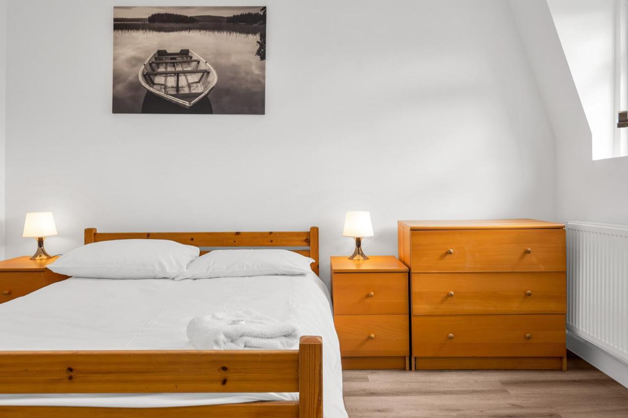 Modern Apartment In South West Wandsworth Лондон Экстерьер фото